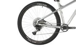 Stinger 29" Zeta Evo 22" Silver (2021) -Swix kauppa 6188 6087cd95a06d97.41717103 29ahd.zetaevo.20sl1 4b 6k455mcjxhym5zsz